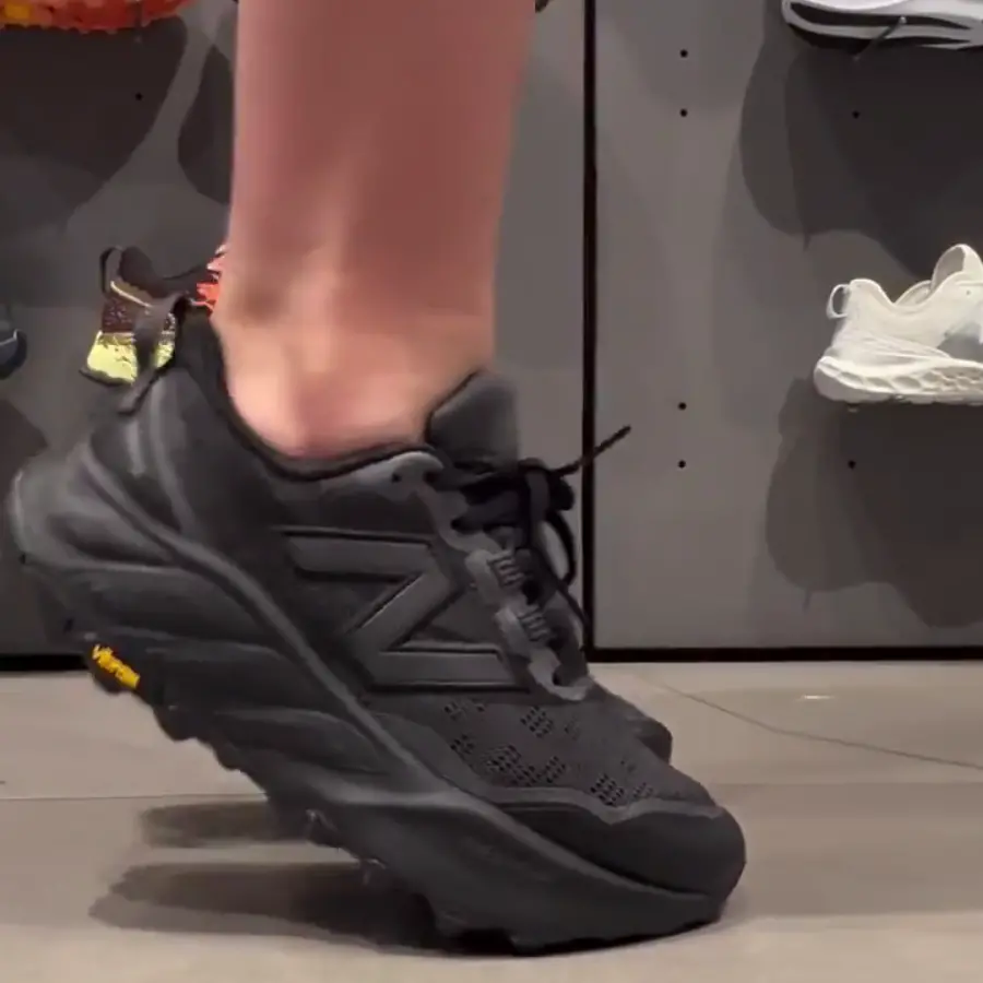 Giày New Balance Fresh Foam X Hierro V9 ‘Black Cement’ MTHIERZ9 - Ảnh 6