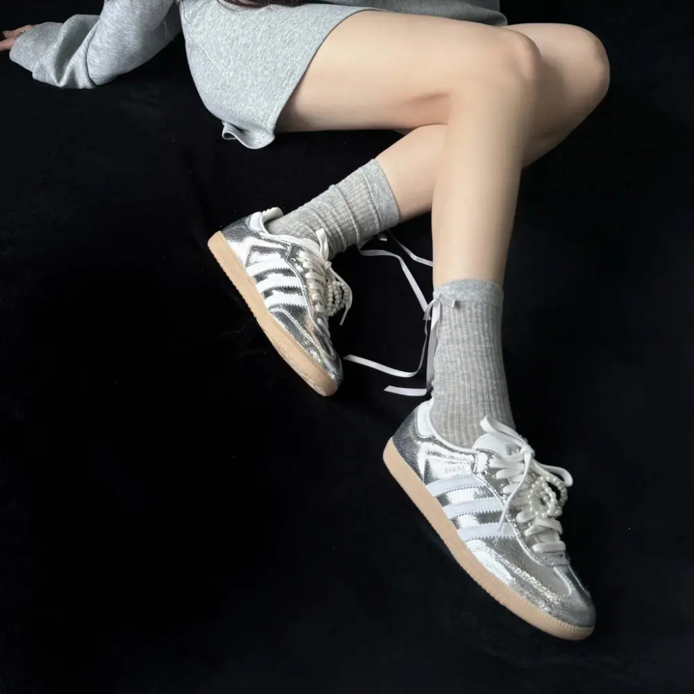 Giày Adidas Samba OG ‘Silver Metallic Cracked Leather’ JR0035 - Ảnh 7
