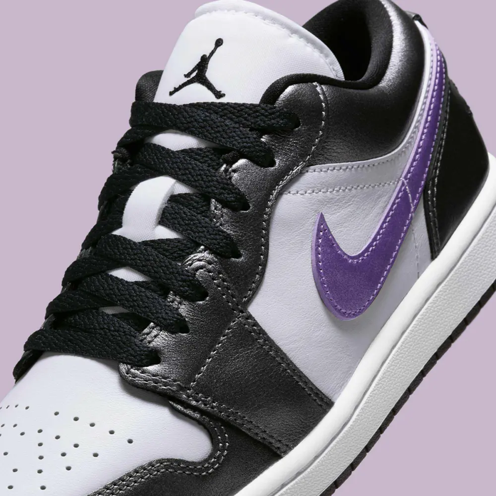 Alternative view of Giày Nike Air Jordan 1 Low ‘Metallic Purple’ HJ5910-105
