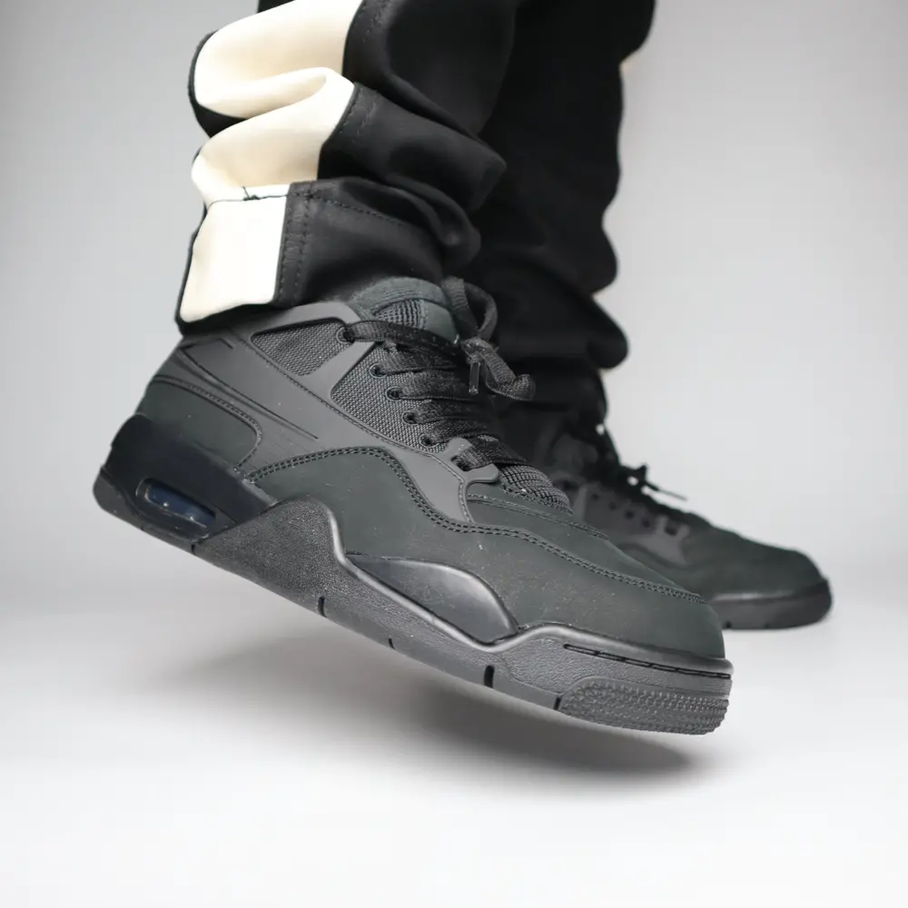 Alternative view of Giày Nike Air Jordan 4 RM ‘Black Cat’ FQ7939-004