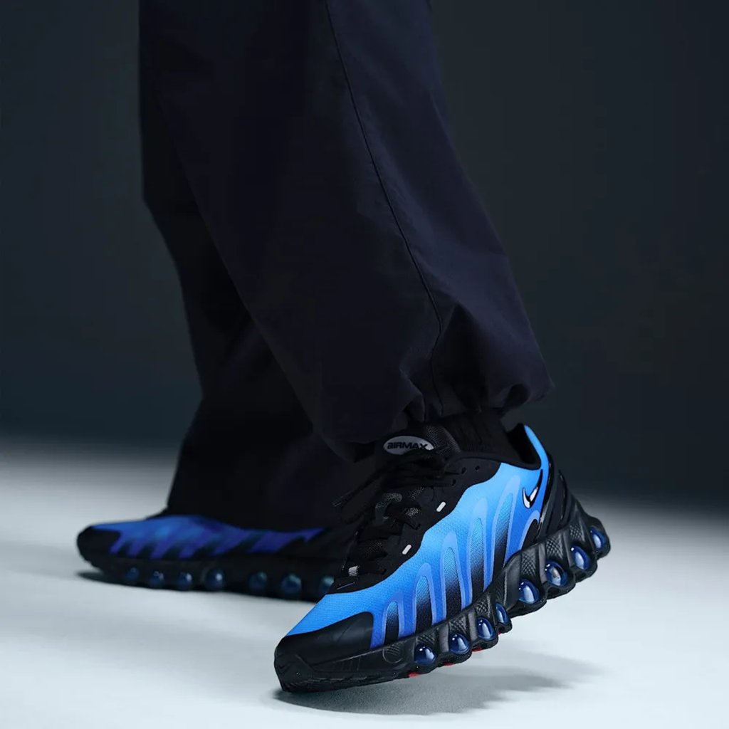 Alternative view of Giày Nike Air Max DN8 'Hyper Royal' FQ7860-001