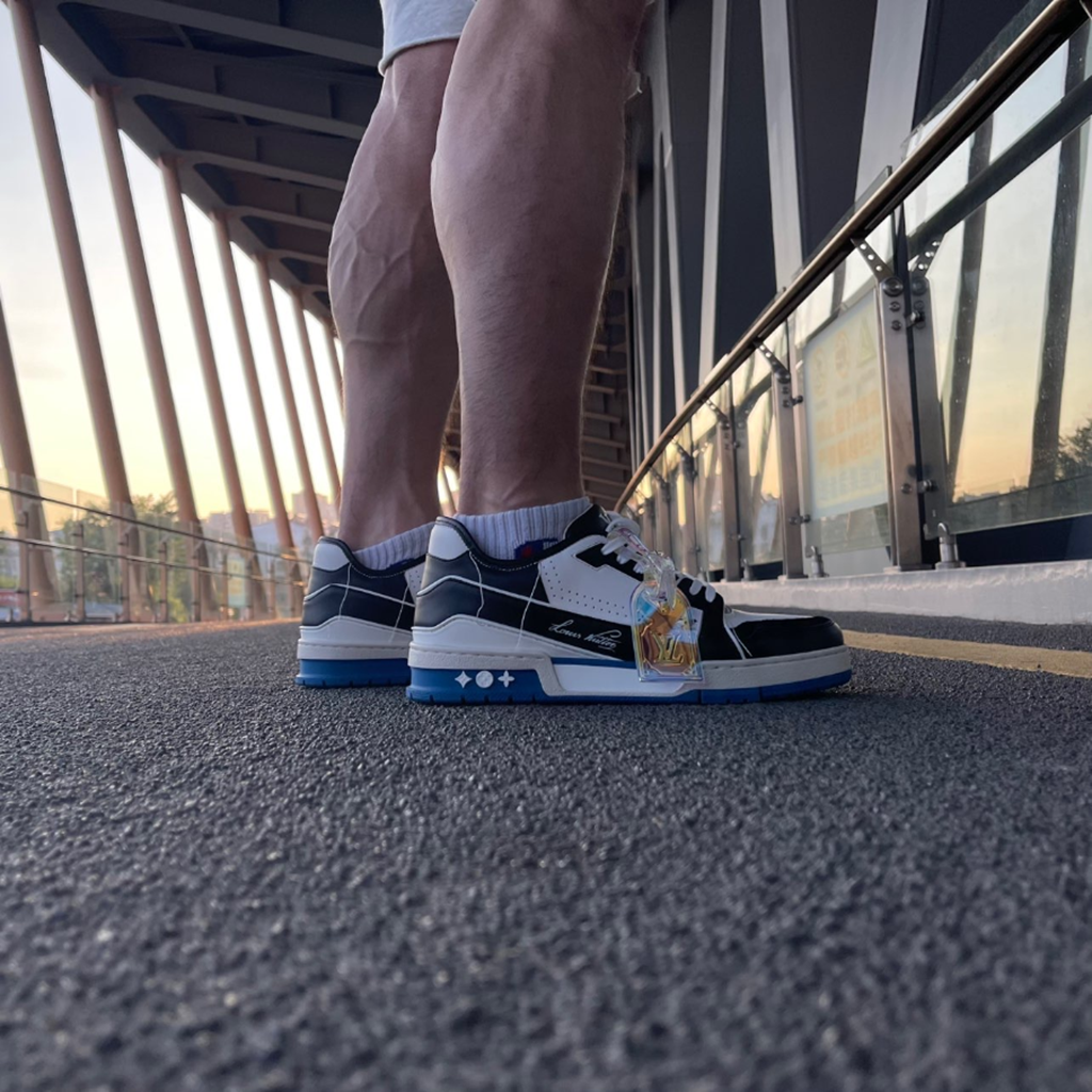 Alternative view of Giày Louis Vuitton LV Trainers ‘Black’ 1A8Q7L