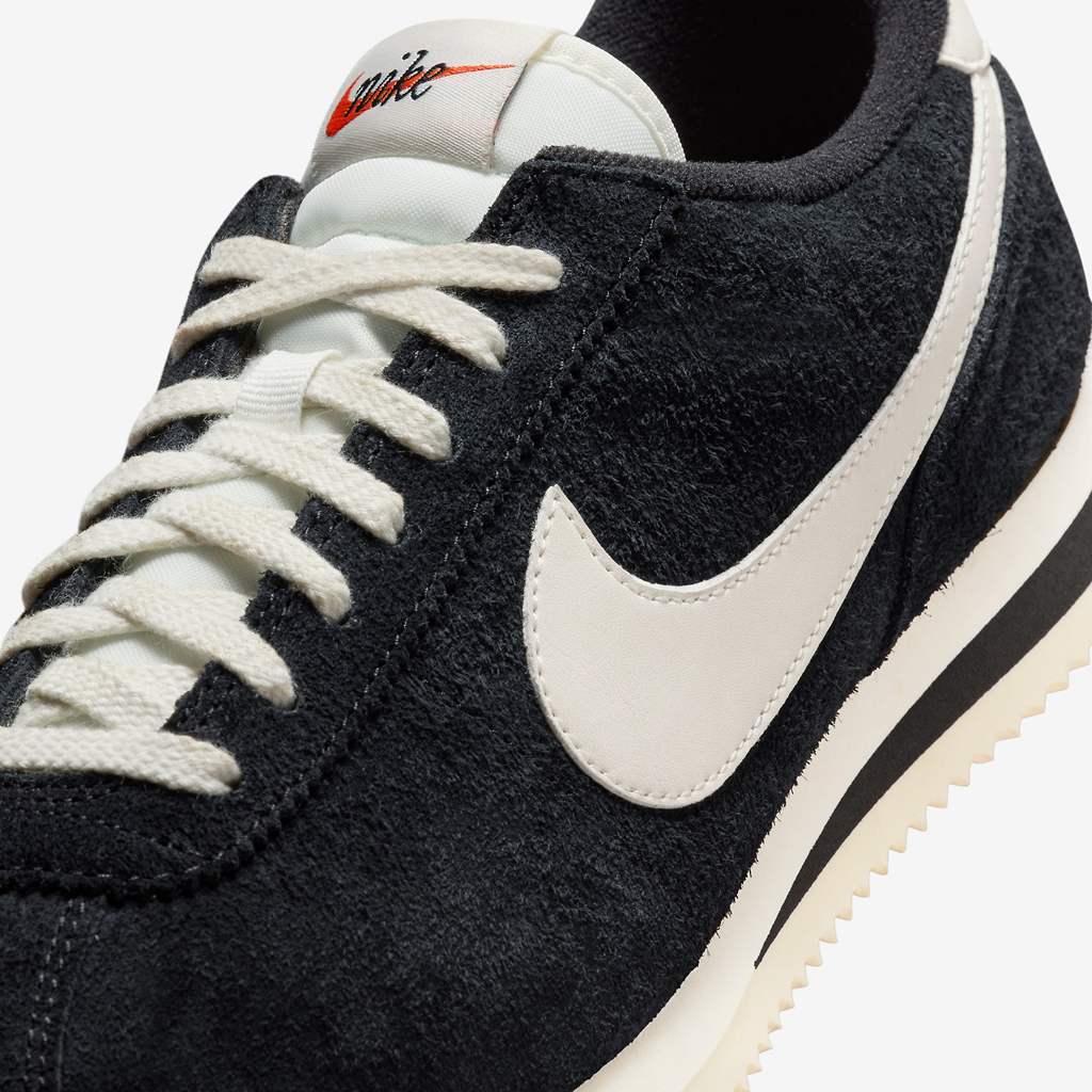 Alternative view of Giày Nike Cortez Cleans Up In ‘Black Suede’ FJ2530-001