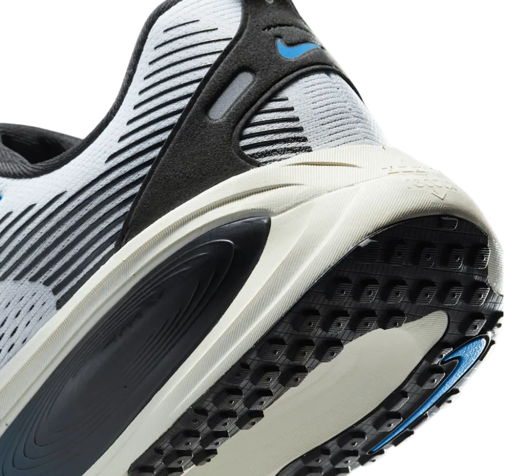 Alternative view of Giày Nike Vomero 18 'White' IB7722-100