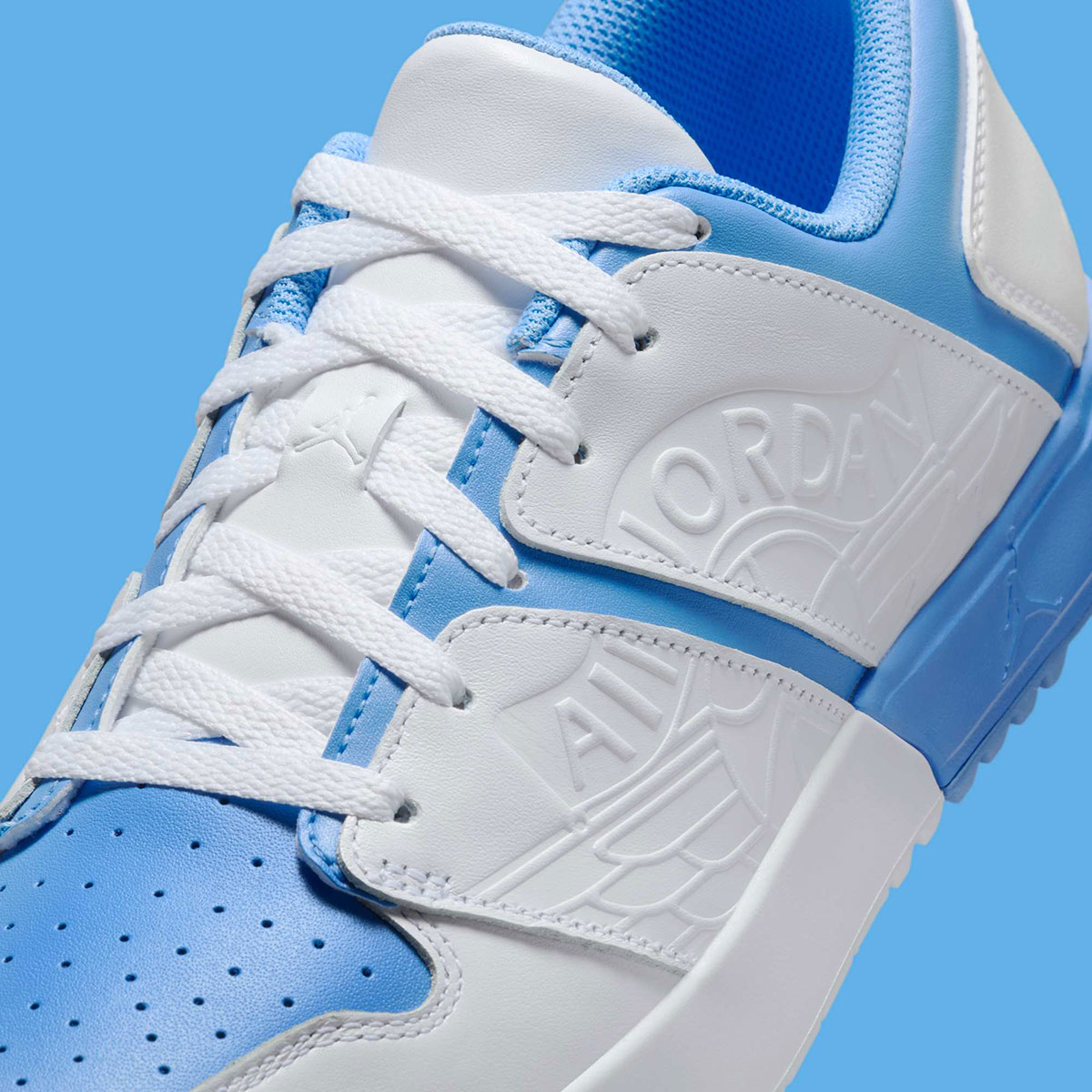 Alternative view of Giày Nike Air Jordan Nu Retro 1 Low Golf ‘White University Blue’ FZ4153-101