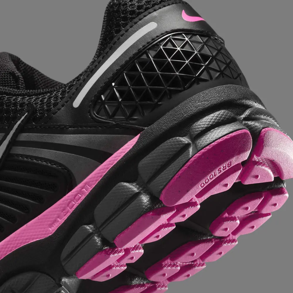 Alternative view of Giày Nike Zoom Vomero 5 ‘Black Pink’ FB9149-004