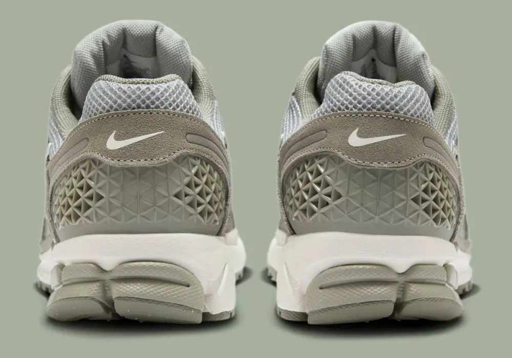 Giày Nike Air Zoom Vomero 5 ‘Dark Stucco’ HF1553-002 - Ảnh 4