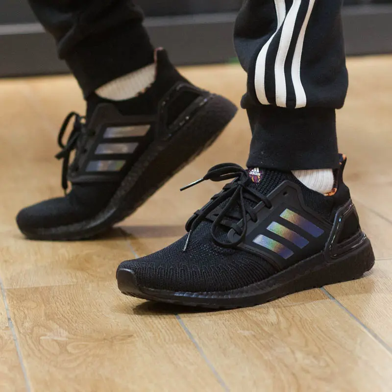 Alternative view of Giày Adidas UltraBoost 20 ‘Chinese New Year’ GZ6077