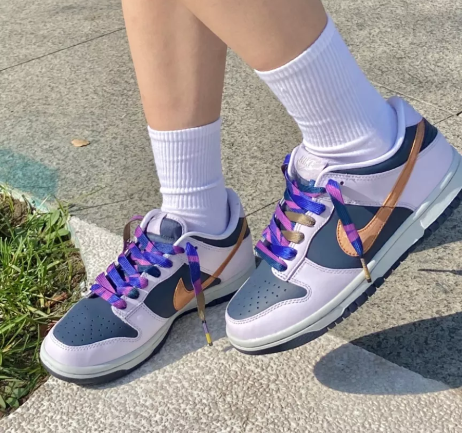 Alternative view of Giày Nike Dunk Low ‘Metallic Copper’ DX1663-400