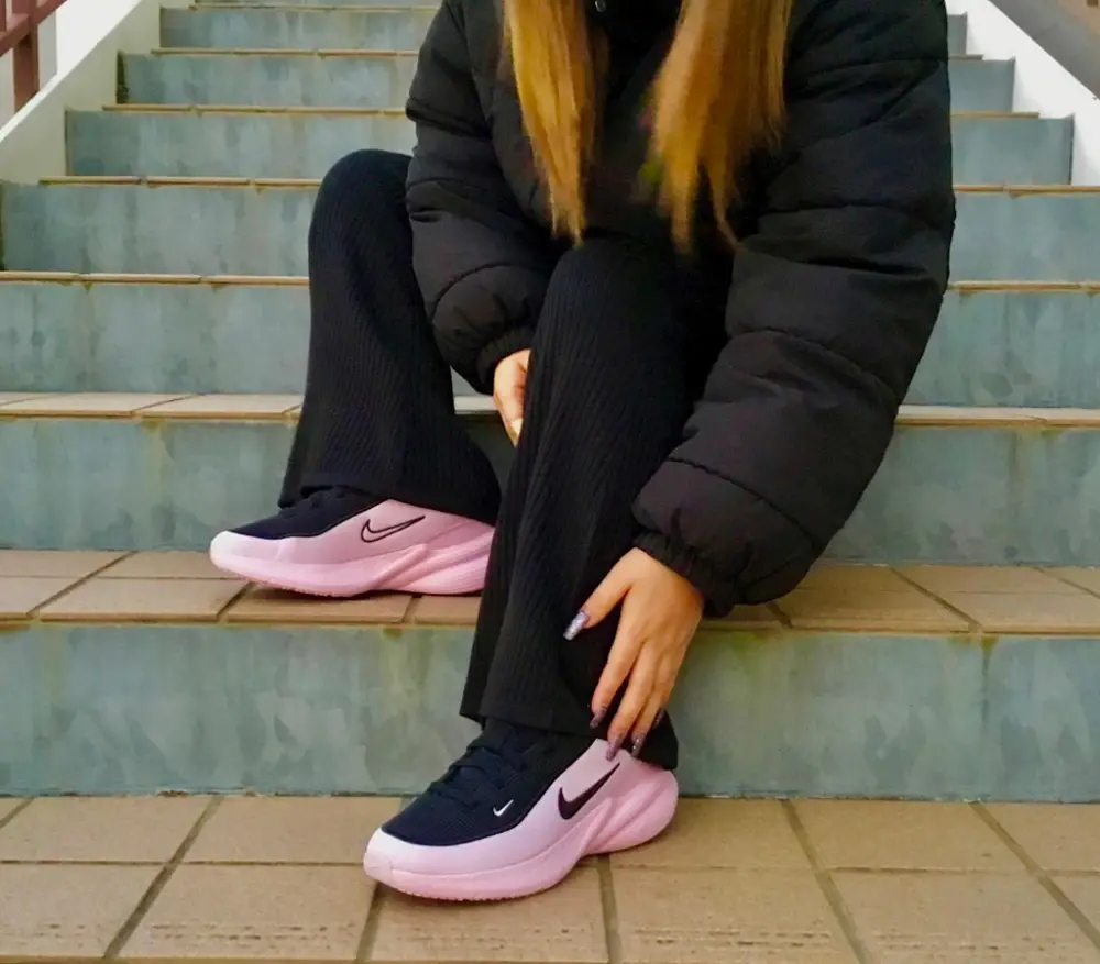 Alternative view of Giày Nike Uplift SC ‘Pink Black’ IB2766-600
