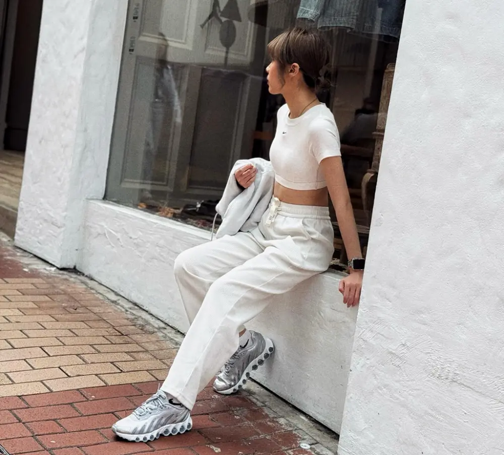 Alternative view of Giày Nike Air Max Dn8 ‘Metallic Silver’ HF5509-001