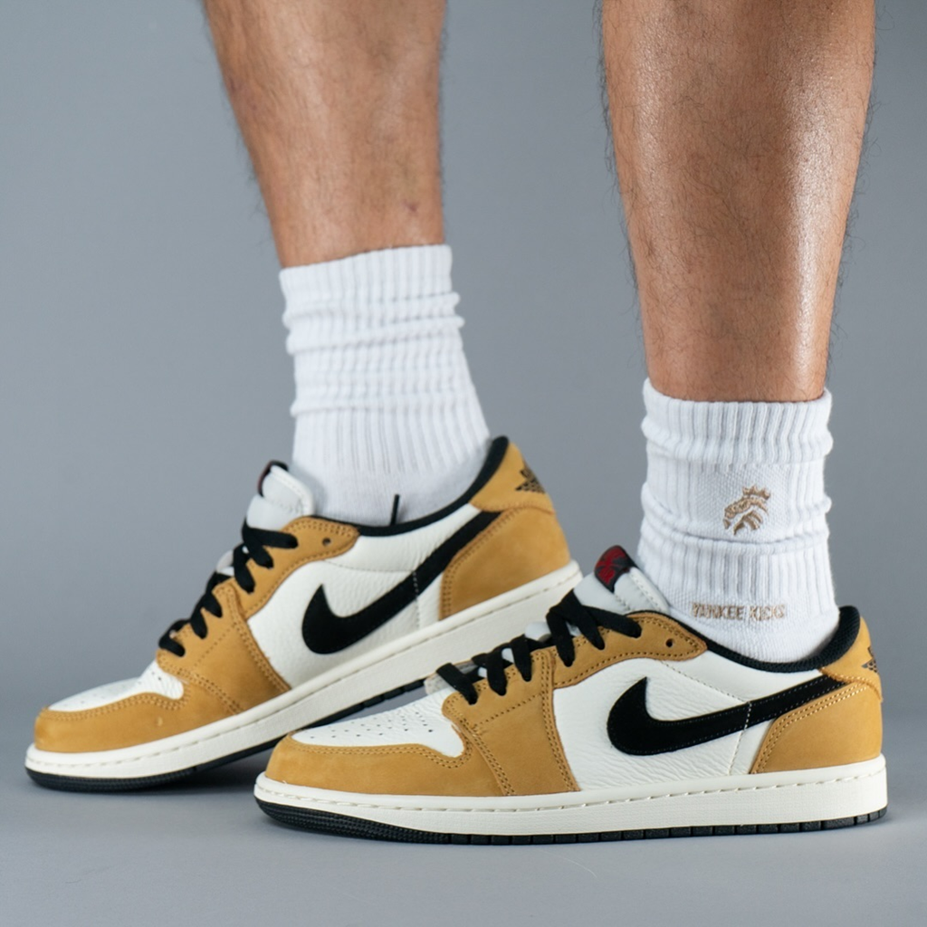 Giày Nike Air Jordan 1 Low OG ‘Rookie Of The Year’ CZ0790-107 - Ảnh 5