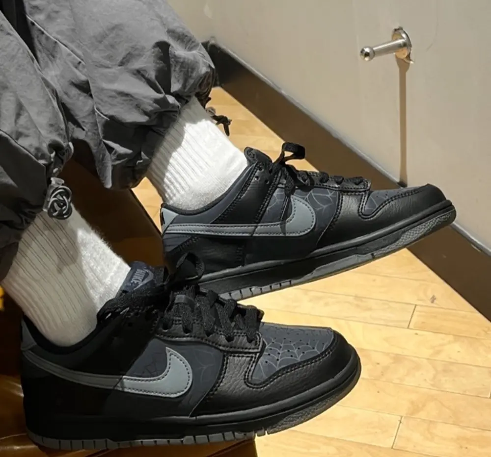 Giày Nike Dunk Low ‘Symbiote’ HQ3815-001 - Ảnh 3