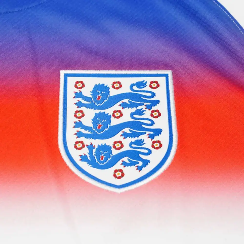 Alternative view of Áo NIKE England Women 2025 HOME FZ9012-405