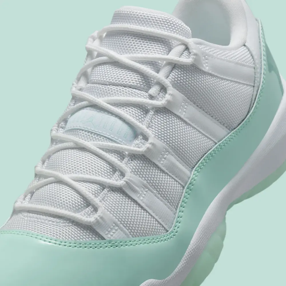 Giày Nike Air Jordan 11 Retro Low 'Igloo' AH7860-103 - Ảnh 5