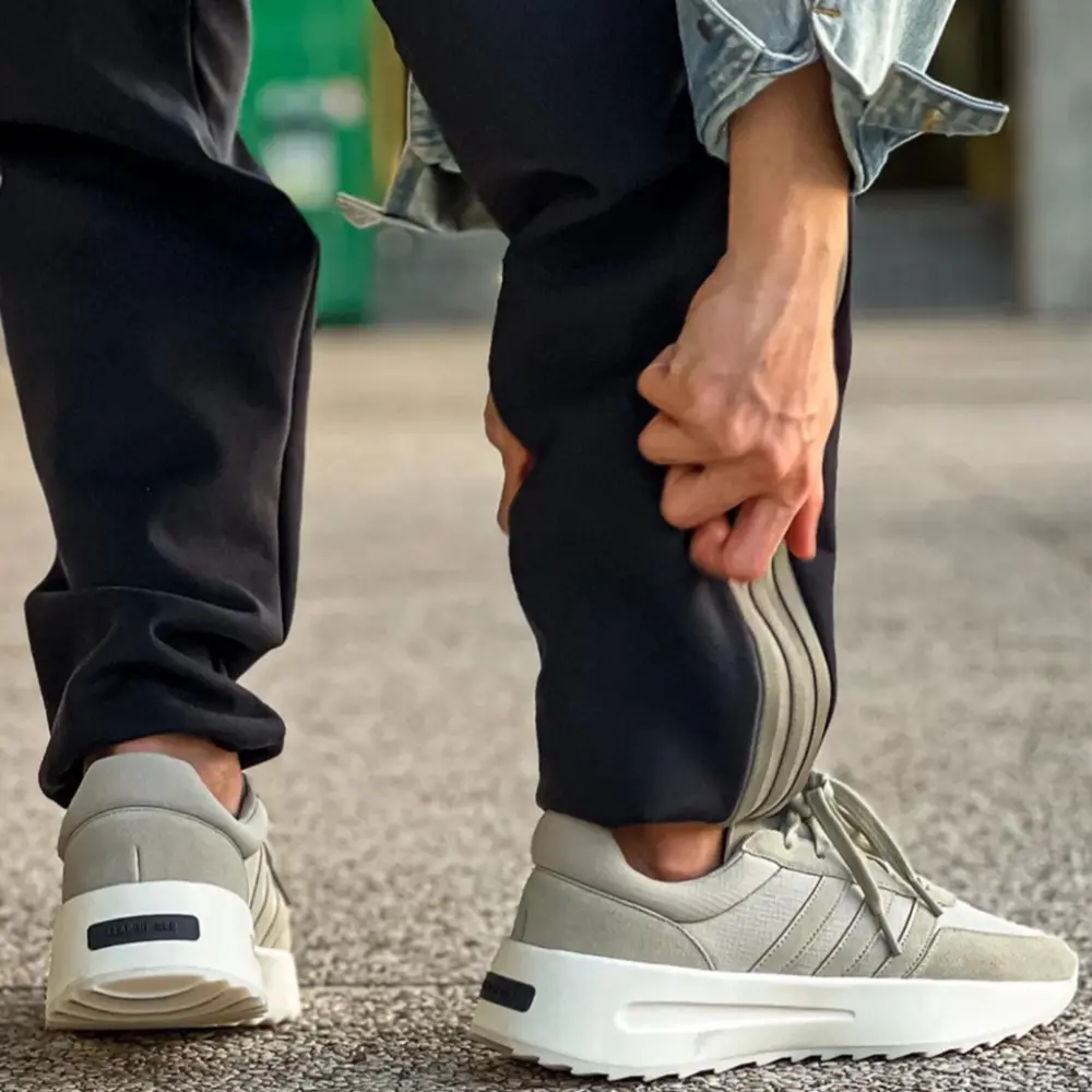 Giày Adidas Los Angeles x Fear of God ‘ Cloud White’ IF1758 - Ảnh 5