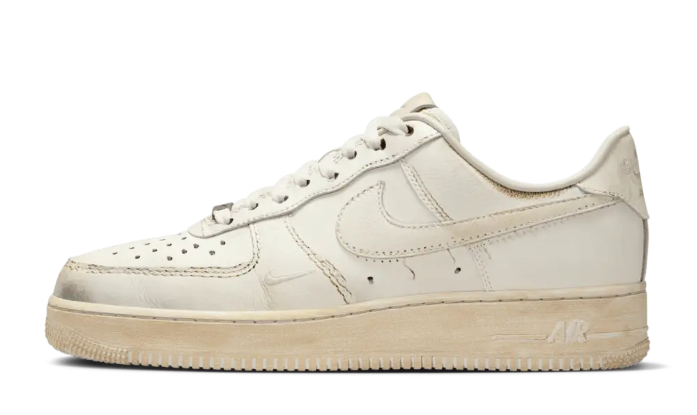 Alternative view of Giày Nike Air Force 1 Low ‘Dirty Triple White’ HJ9346-100