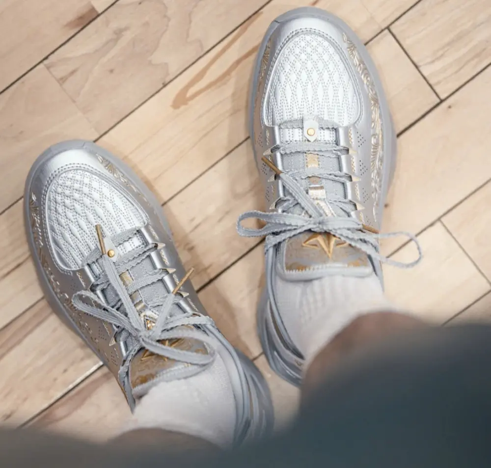 Giày Li-Ning Jimmy Butler 3 JB3 ‘Grey’ ABAU107-7 - Ảnh 3