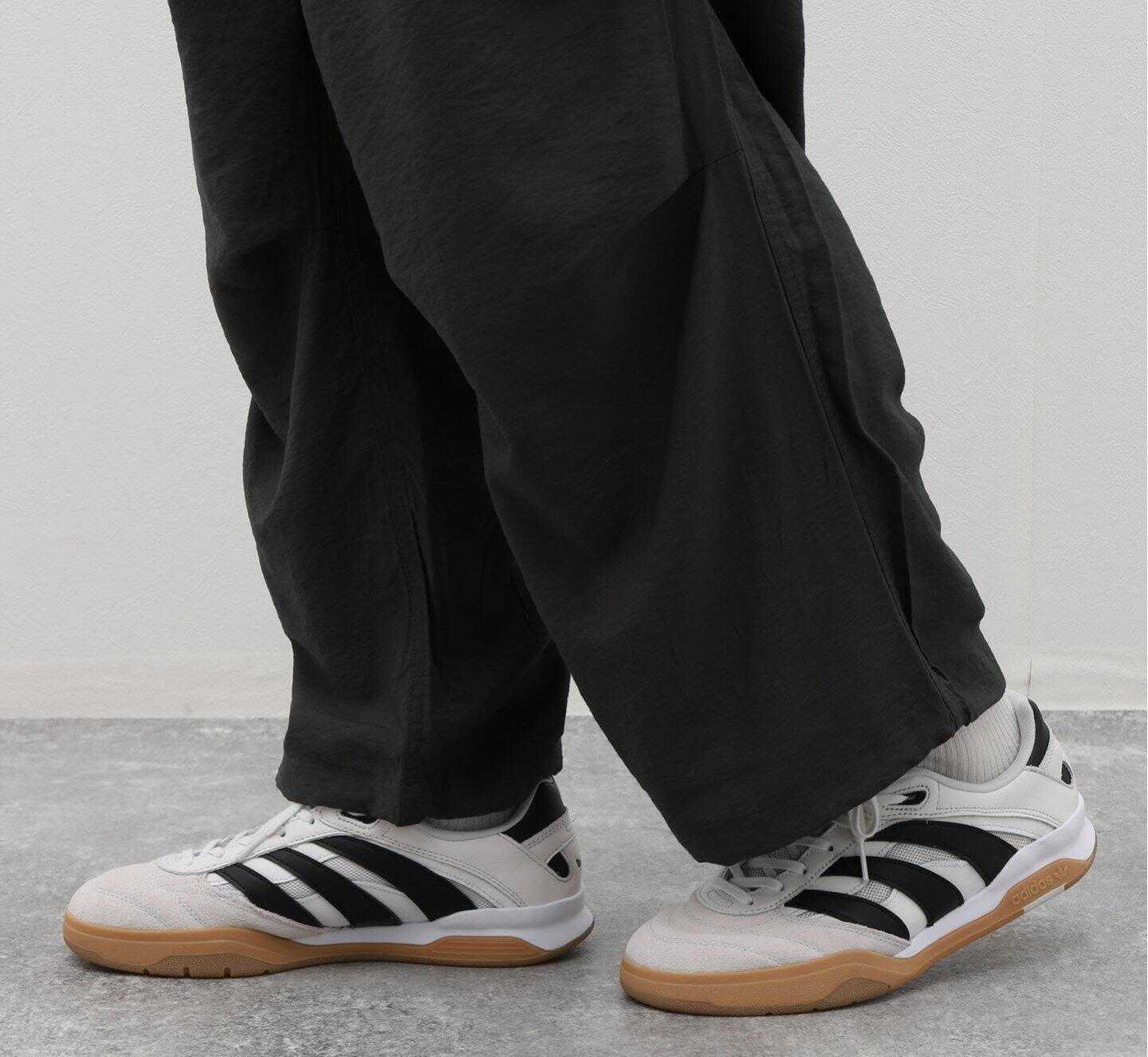 Giày Adidas Predator Mundial ‘White Black Gum’ IG3989 - Ảnh 2