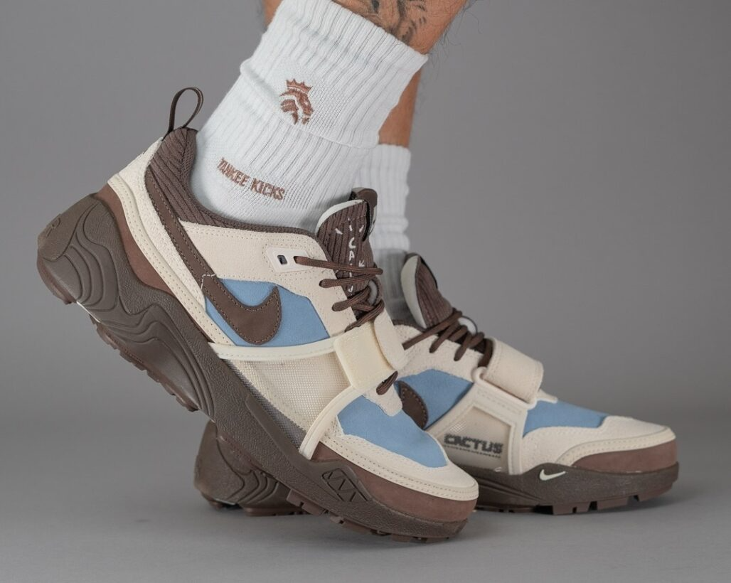 Giày Nike Zoom Field Jaxx Travis Scott ‘Leche Blue’ HQ3072-400 - Ảnh 2