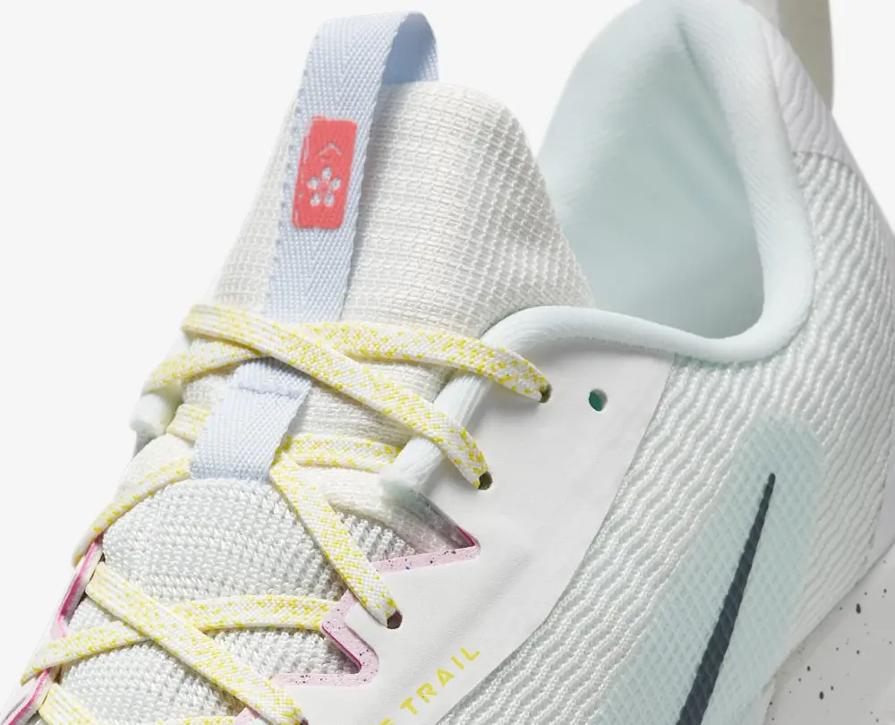 Alternative view of Giày Nike Juniper Trail 3 ‘White Pure Platinum Magic’ FQ0904-100