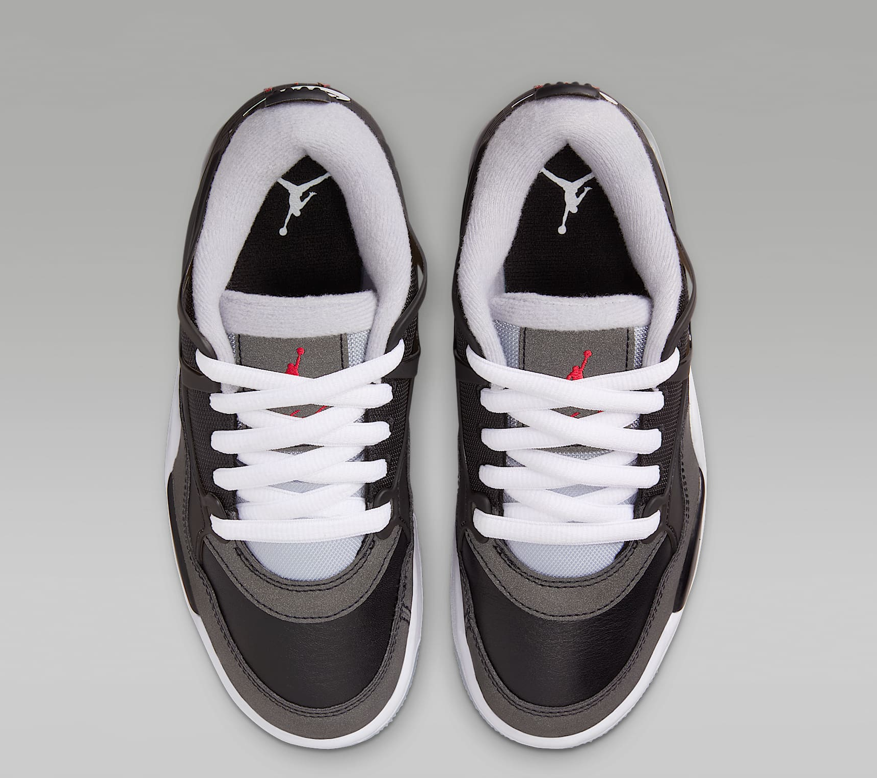 Giày Nike Air Jordan 4 RM ‘Black Wolf Grey’ HV5187-010 - Ảnh 3