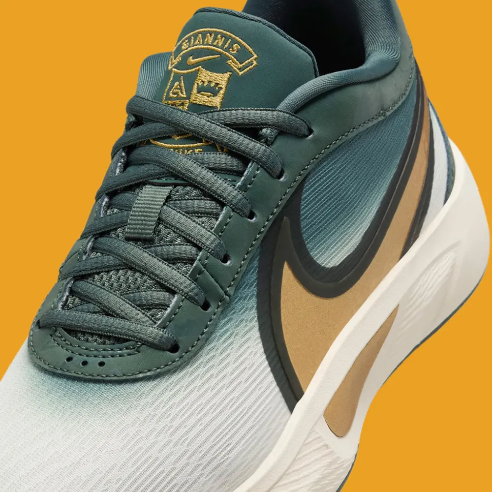 Giày Nike Giannis Freak 6 GS ‘Green Metallic Gold’ FZ7305-300 - Ảnh 3