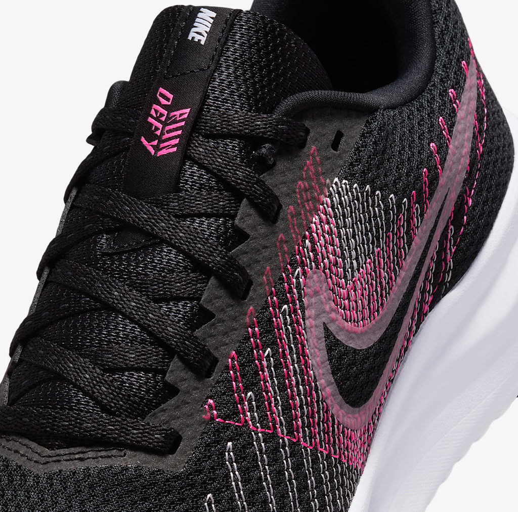 Alternative view of Giày Nike Run Defy ‘Black Hyper Pink’ HM9593-001
