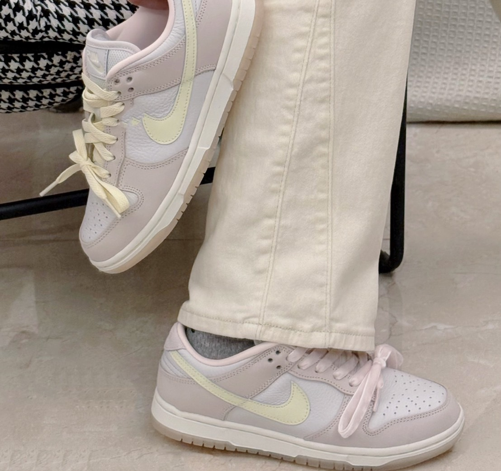 Alternative view of Giày Nike Wmns Dunk Low ‘Light Soft Pink’ FB7910-601