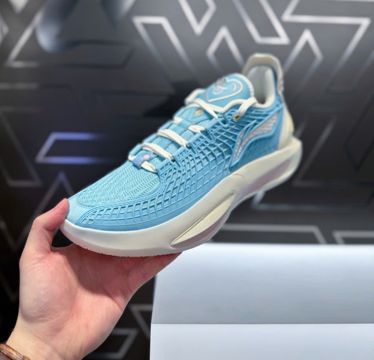 Alternative view of Giày Lining Jimmy Butler JB3 ‘Ice Cream’ ABAU107-18