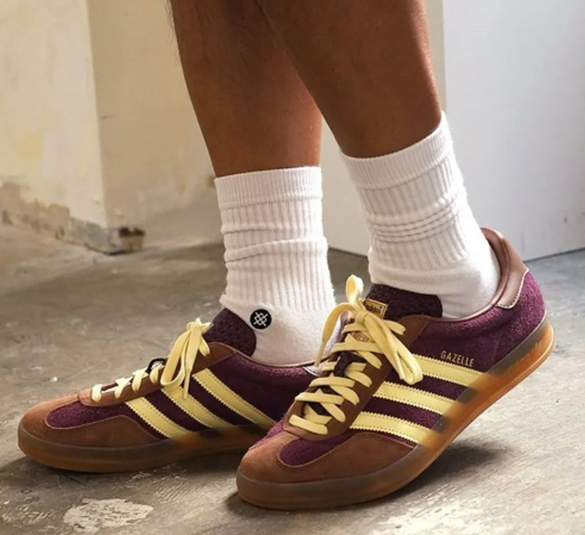 Giày Adidas Gazelle Indoor ‘Maroon Almost Yellow’ JI0324 - Ảnh 4