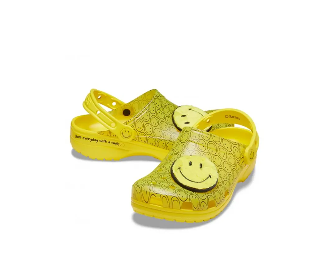 Alternative view of Dép Crocs Classic Clog ‘Translucent Smiley’ 207213-90H