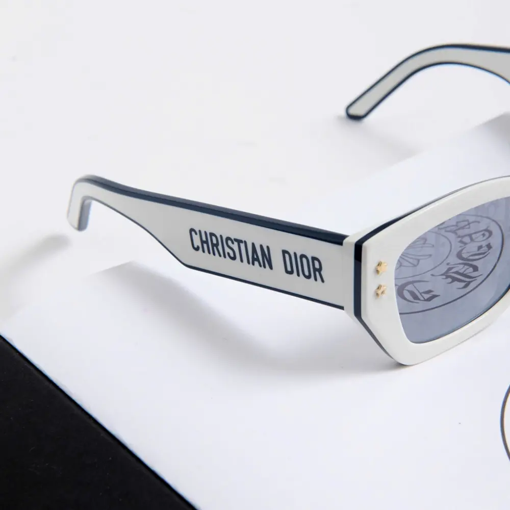Alternative view of Kính Dior Pacific S2U-95A8 'White Navy Blue'