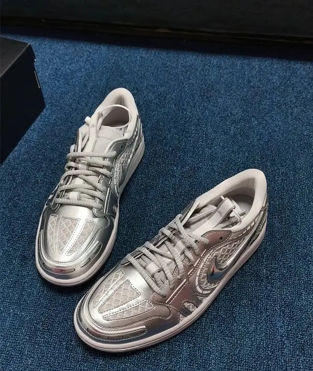 Giày Nike Air Jordan 1 Low Method Of Make V3 ‘Metallic Silver’ HQ2186-002 - Ảnh 8