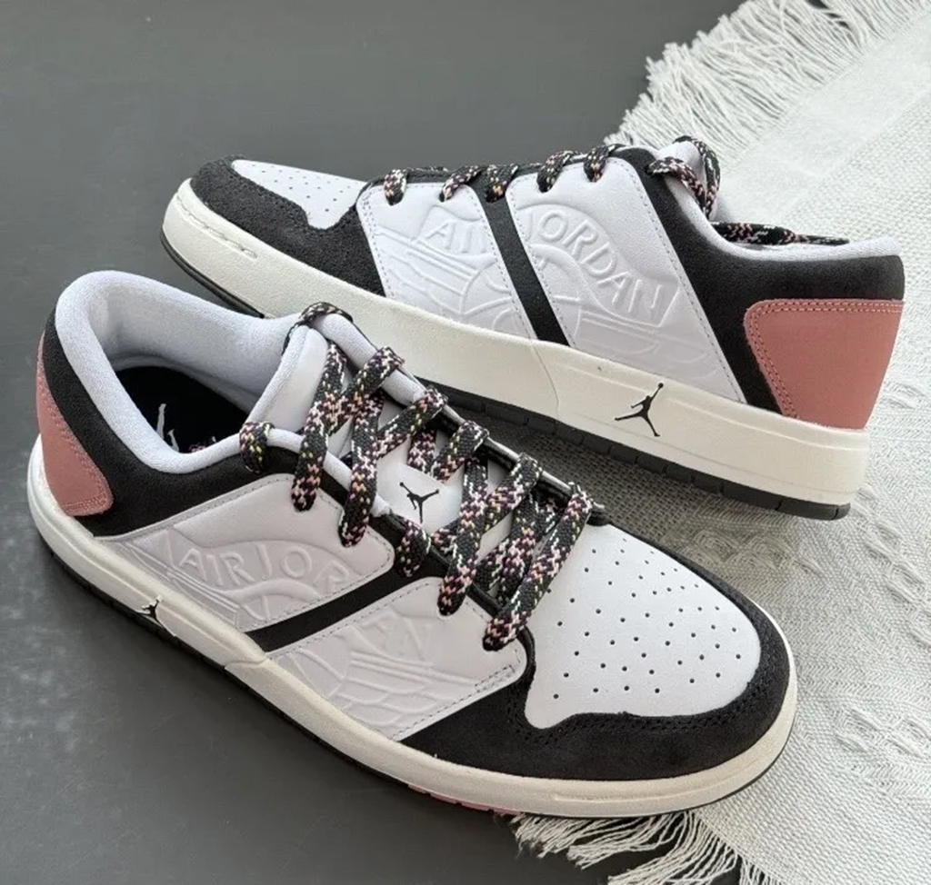 Alternative view of Giày Nike Jordan Nu Retro 1 Low ' White' FJ5734-101