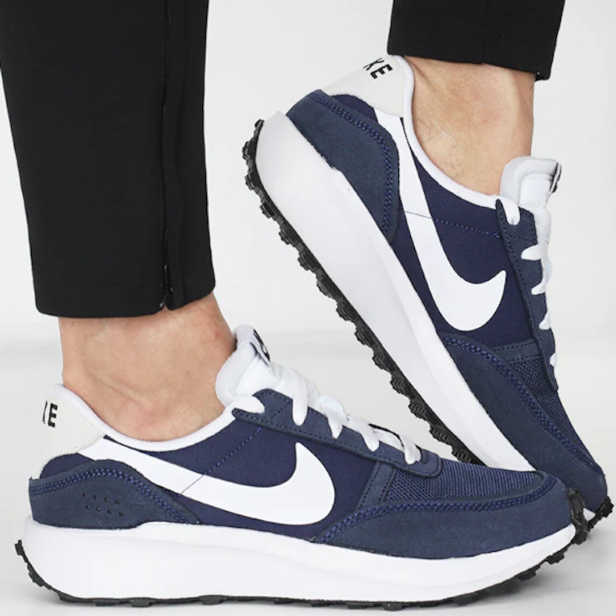 Alternative view of Giày Nike Waffle Debut ‘Midnight Navy’ FJ4195-400