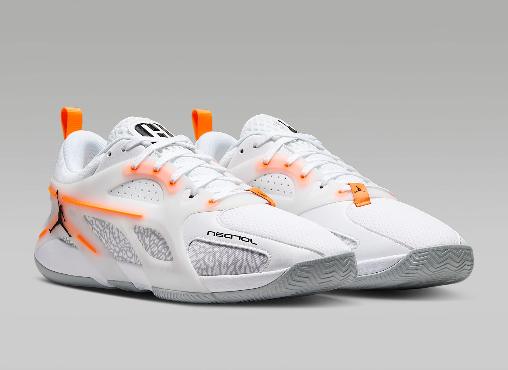 Alternative view of Giày Nike Air Jordan Heir ‘Elephant Print’ IO0409-108