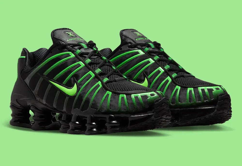 Alternative view of Giày Nike Shox TL ‘Black Green Strike’ AV3595-012