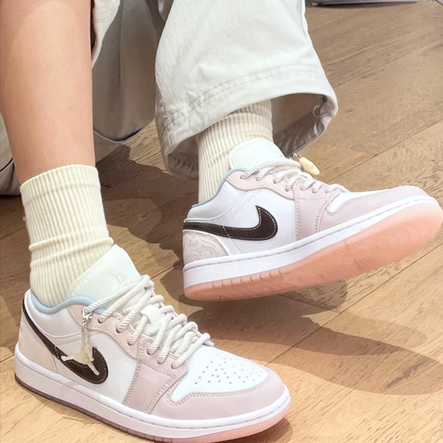 Giày Nike Air Jordan 1 Low ‘Light Soft Pink’ IB8859-101 - Ảnh 3