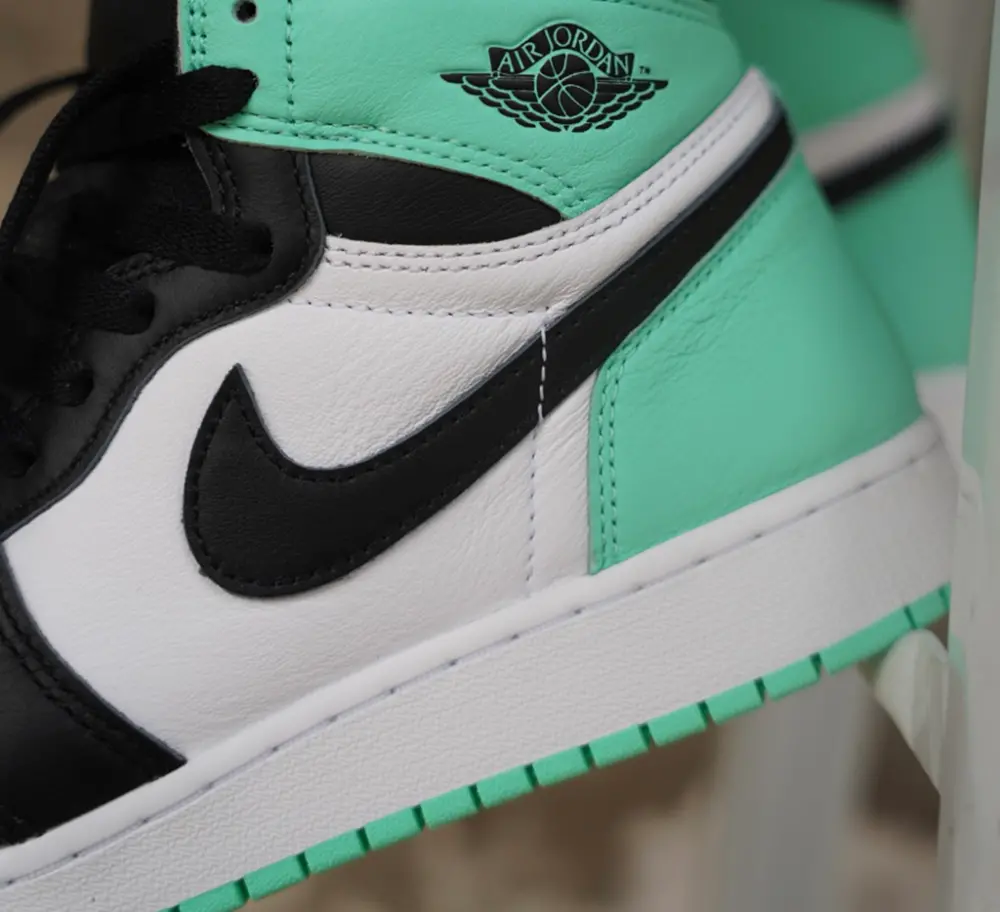 Giày Nike Air Jordan 1 Retro High ‘Green’ FD1437-130 - Ảnh 5
