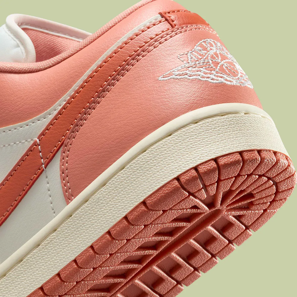 Alternative view of Giày Nike Air Jordan 1 Low ‘Madder Root’ DC0774-180