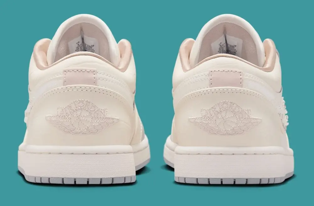 Giày Nike Air Jordan 1 Low ‘Sail Soft Pearl’ IH7323-100 - Ảnh 9