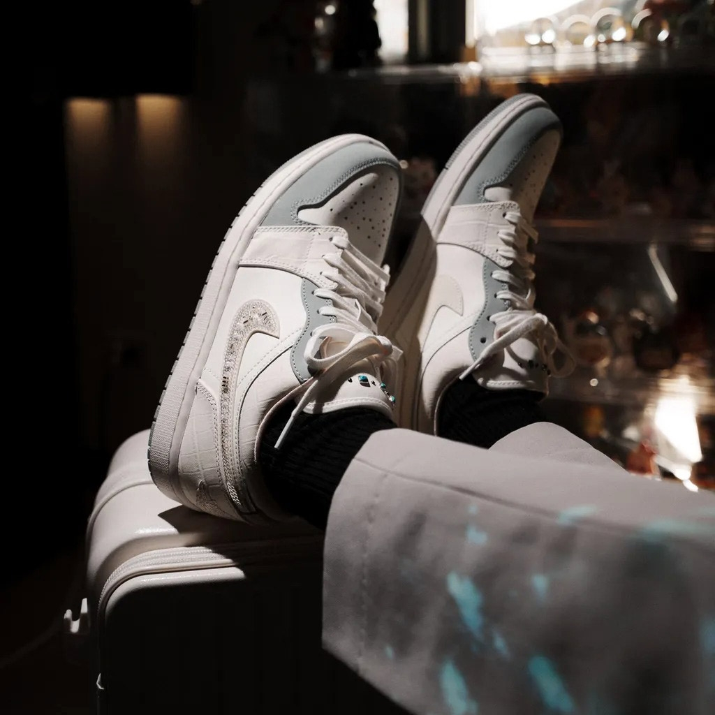 Giày Nike Air Jordan 1 Low ‘Sail Soft Pearl’ IH7323-100 - Ảnh 9