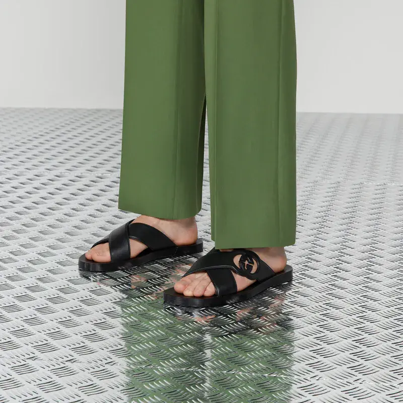 Alternative view of Dép Gucci Interlocking G Slide Sandal ‘Black’ 738471-US000-1000