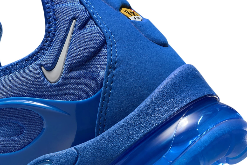 Alternative view of Giày Nike Air Vapor Max Plus ‘Game Royal Metallic Silver’ HJ9148-480
