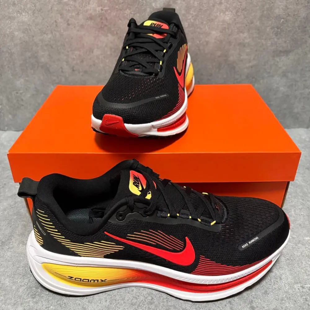 Alternative view of Giày Nike Vomero 18 'Ashen Slate' IF0514-003