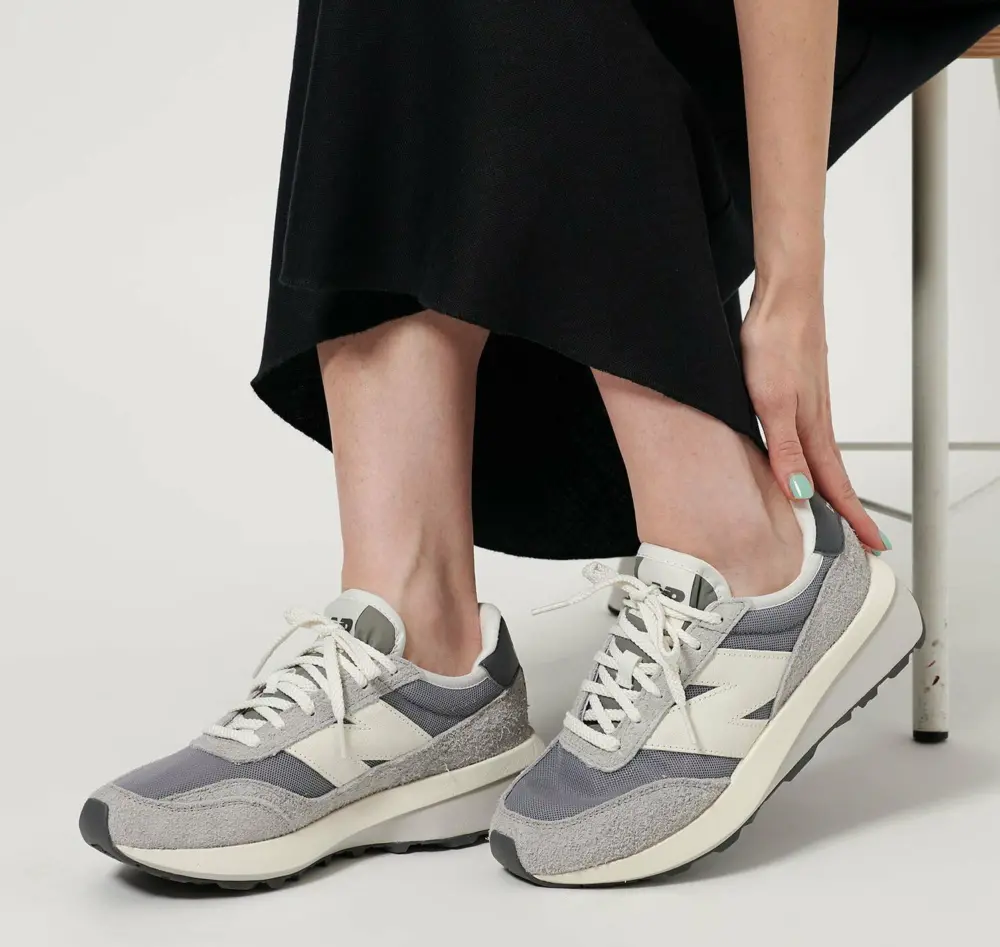 Alternative view of Giày New Balance 370 ‘Grey White’ U370AH