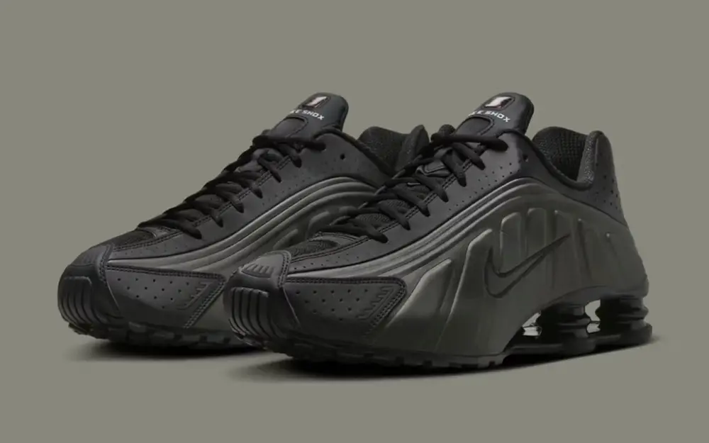 Giày Nike Shox R4 ‘Black Bright Crimson’ HQ1988-001 - Ảnh 6