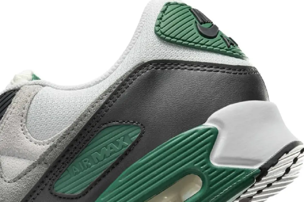 Alternative view of Giày Nike Air Max 90 ‘Evergreen Aura’ DM0029-116