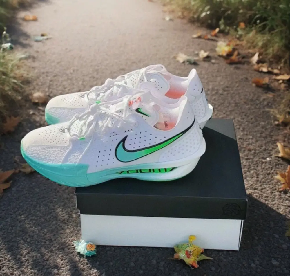 Alternative view of Giày Nike Zoom GT Cut 3 ‘White Green’ DV2918-107